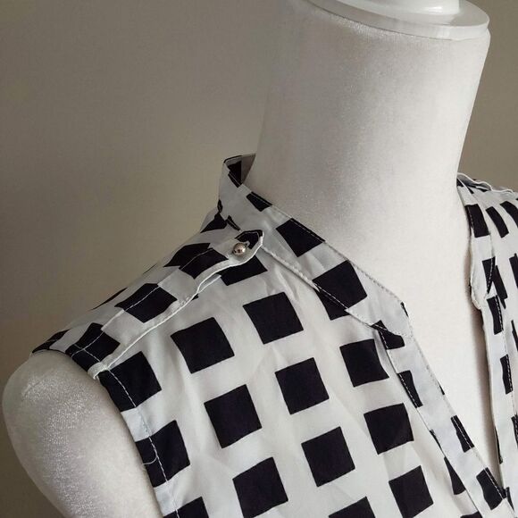 New York & Company Top Sz M Black& White - Picture 4 of 8